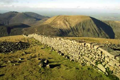 mourne_wall_donard.1305541238.jpg